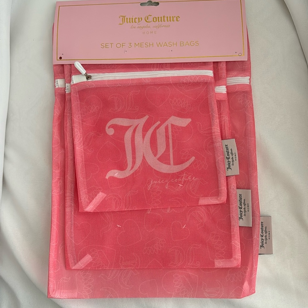 Juicy Couture Set of 3 Mesh Garment Wash Bags   - NWT
